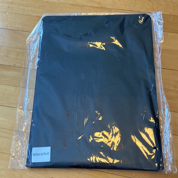 Soyan Laptop case for MacBook Air Pro 16” - Picture 3 of 3